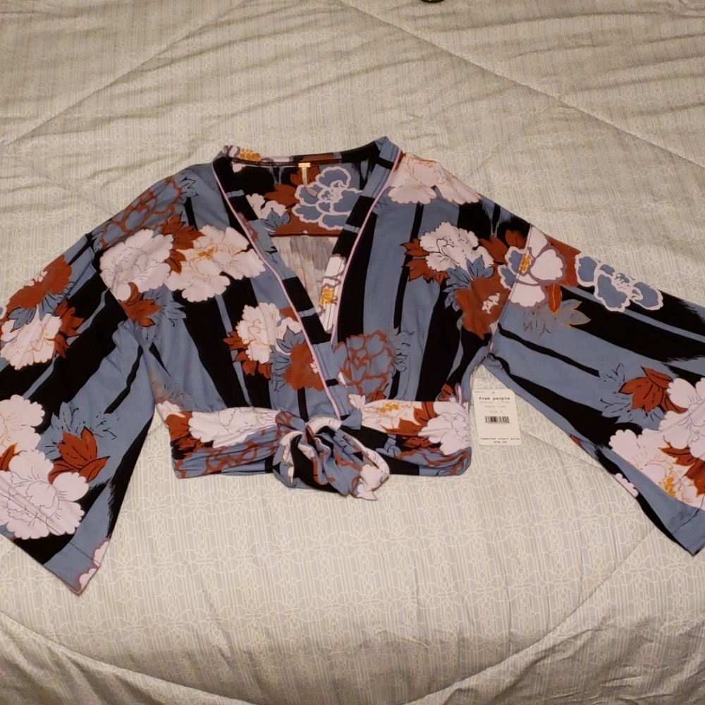 Black Comb Free People  Flowy Top